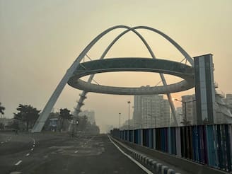 জাঁকিয়ে শীতের দোসর ঘন কুয়াশা, তবে চলতি সপ্তাহেই শীতের আমেজ শেষ, রাজ্যে ঠান্ডা কমবে কবে? জাঁকিয়ে শীতের দোসর ঘন কুয়াশা, তবে চলতি সপ্তাহেই শীতের আমেজ শেষ, রাজ্যে ঠান্ডা কমবে কবে?