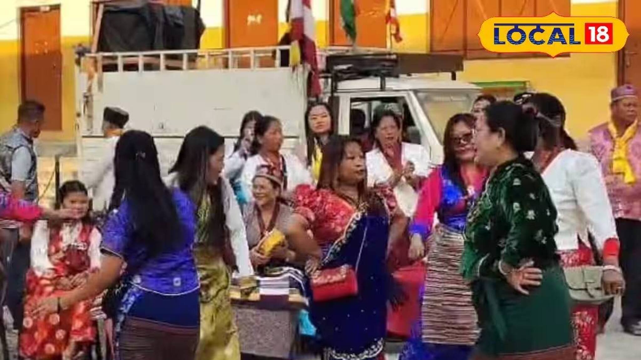 নাচে-গাচে তামাংদের নতুন বছরের সূচনা! লোসার উৎসব ঘিরে জমাটি আয়োজন