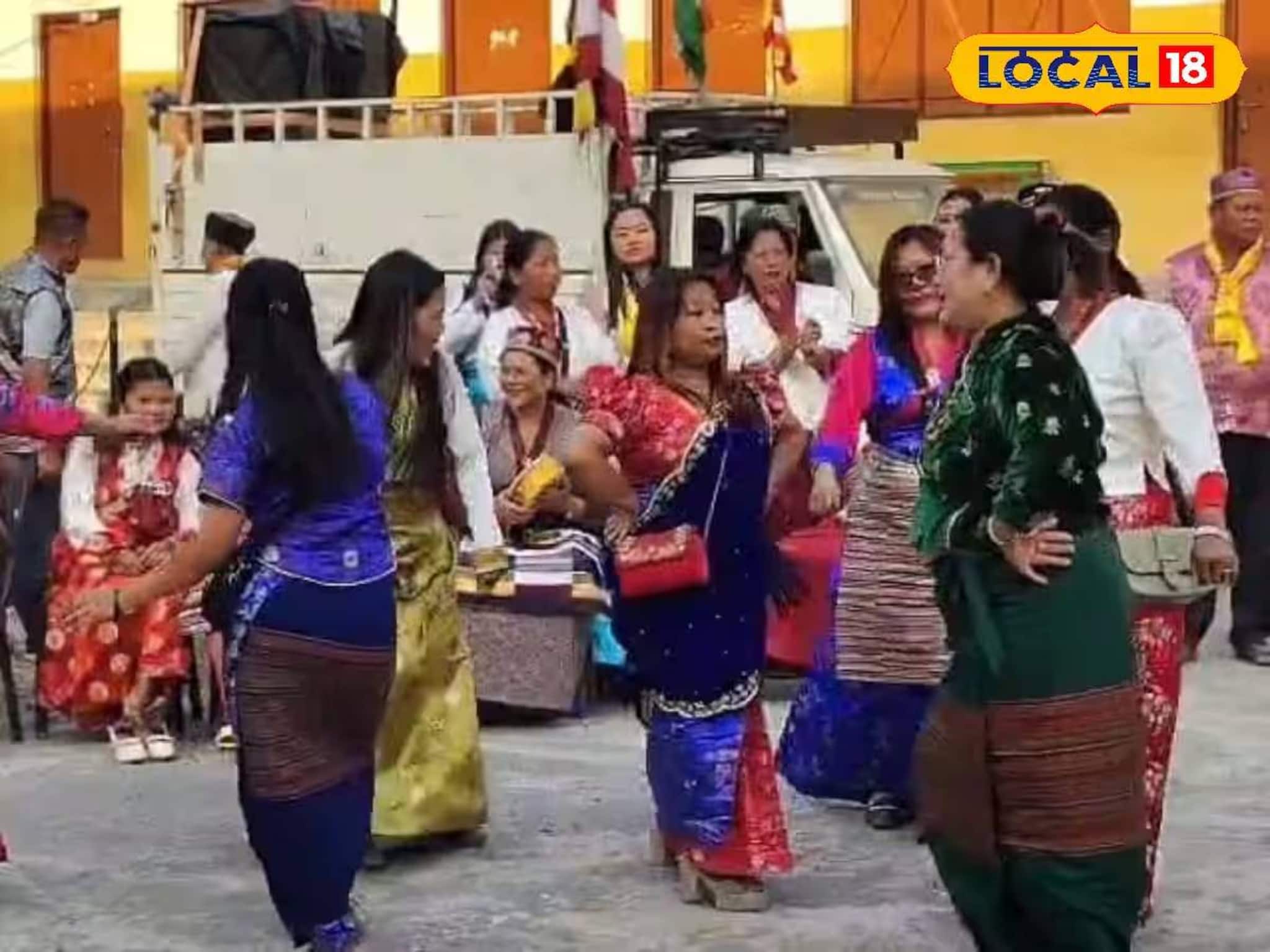 নাচে-গাচে তামাংদের নতুন বছরের সূচনা! লোসার উৎসব ঘিরে জমাটি আয়োজন