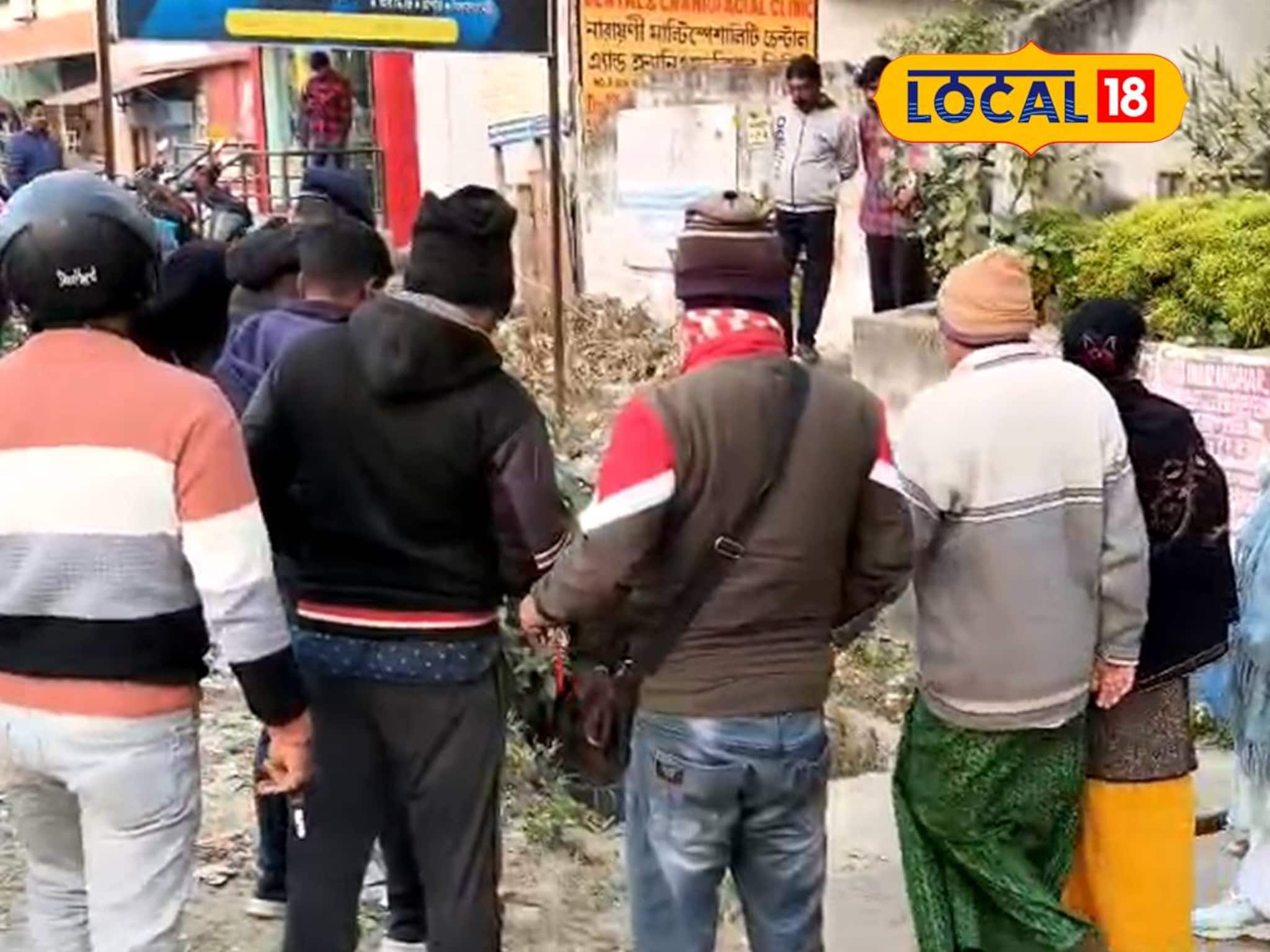 নর্দমায় ভাসছে যুবকের মৃতদেহ! মালদহে হাড়হিম করা কাণ্ড