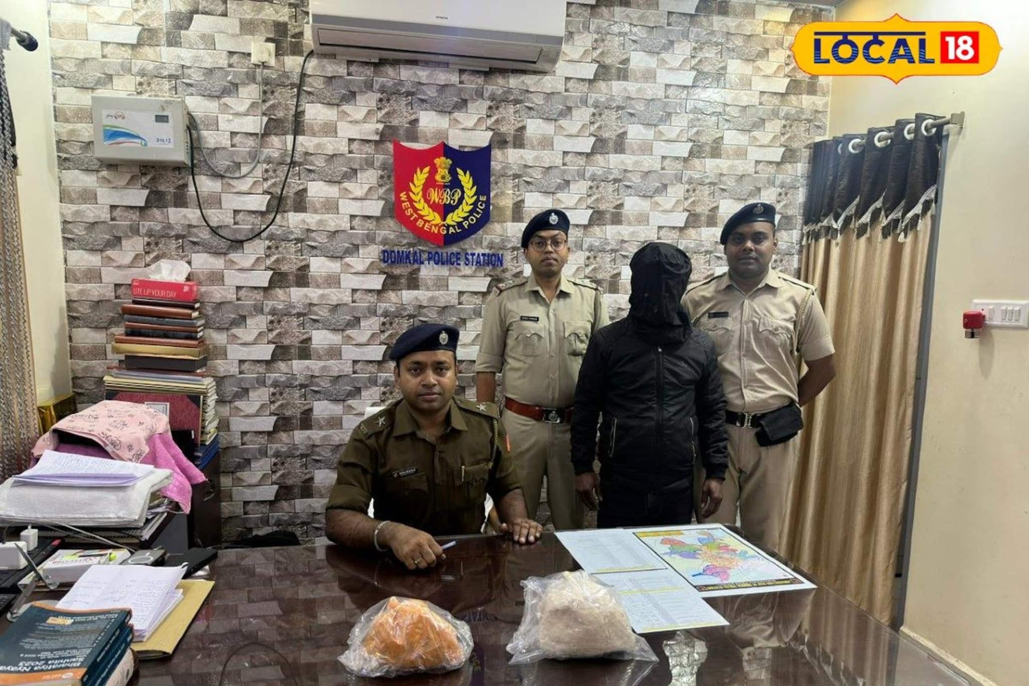 বিক্রির উদ্দেশে এদিক ওদিক ঘোরাফেরা! পুলিশ ব্যাগ তল্লাশি করতেই বেরিয়ে এল বিস্ফোরক