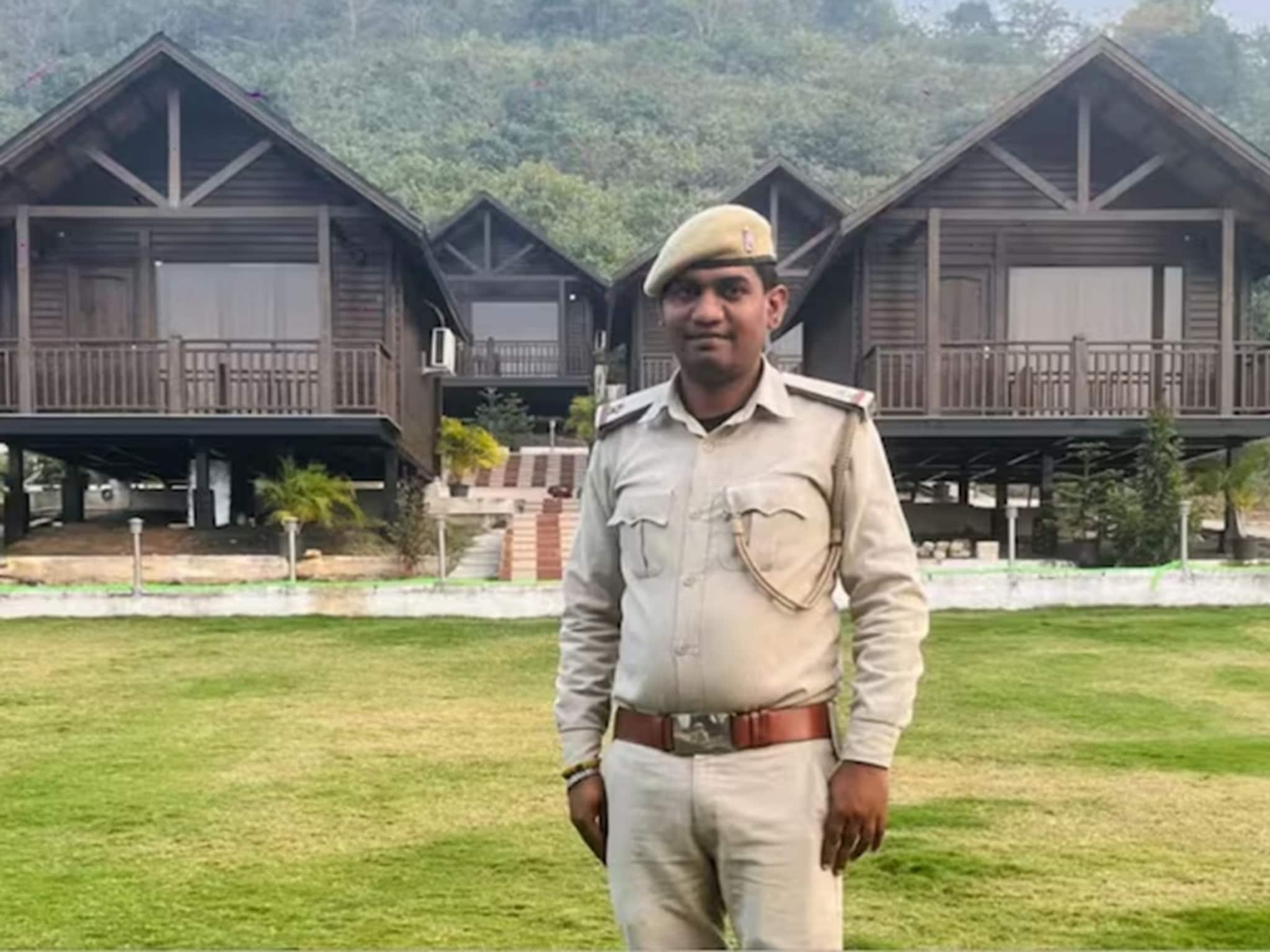 কর্পোরেট জগতের চাকচিক্য থেকে অরণ্যের প্রশান্তি,TCS-র চাকরি ছেড়ে মণীশ কুমারের শান্তির খোঁজ