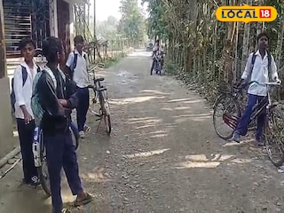 পথশ্রী প্রকল্পের অধীনে মাটিয়ালিতে রাস্তা সারাই