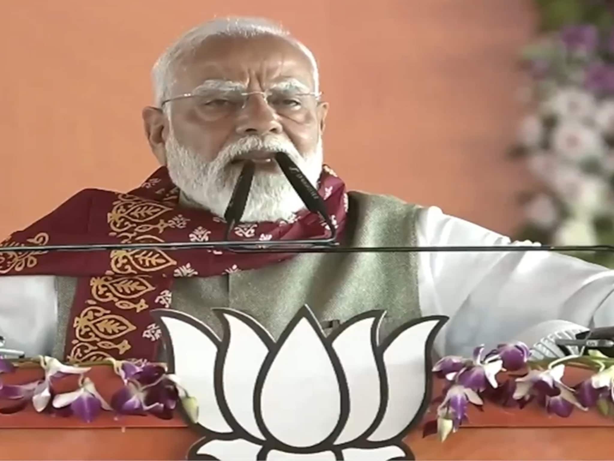 'বিহারে জঙ্গলারাজ আটকেছি, এবার বাংলায় মহা জঙ্গলরাজ শেষ হবে!' সিঙ্গুর থেকে হুঙ্কার মোদির