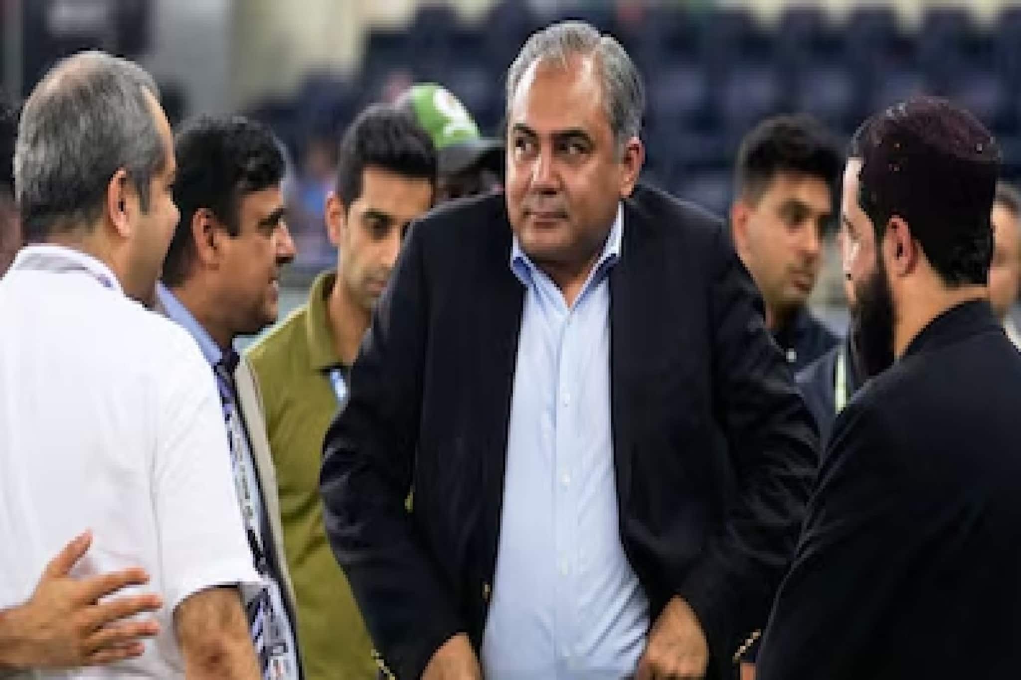 বিশ্বকাপ ছেড়ে দেওয়ার ভয় দেখানো! চরম শাস্তির হুঁশিয়ারি পাকিস্তানকে, নকভিকে নোটিশ পাঠাল