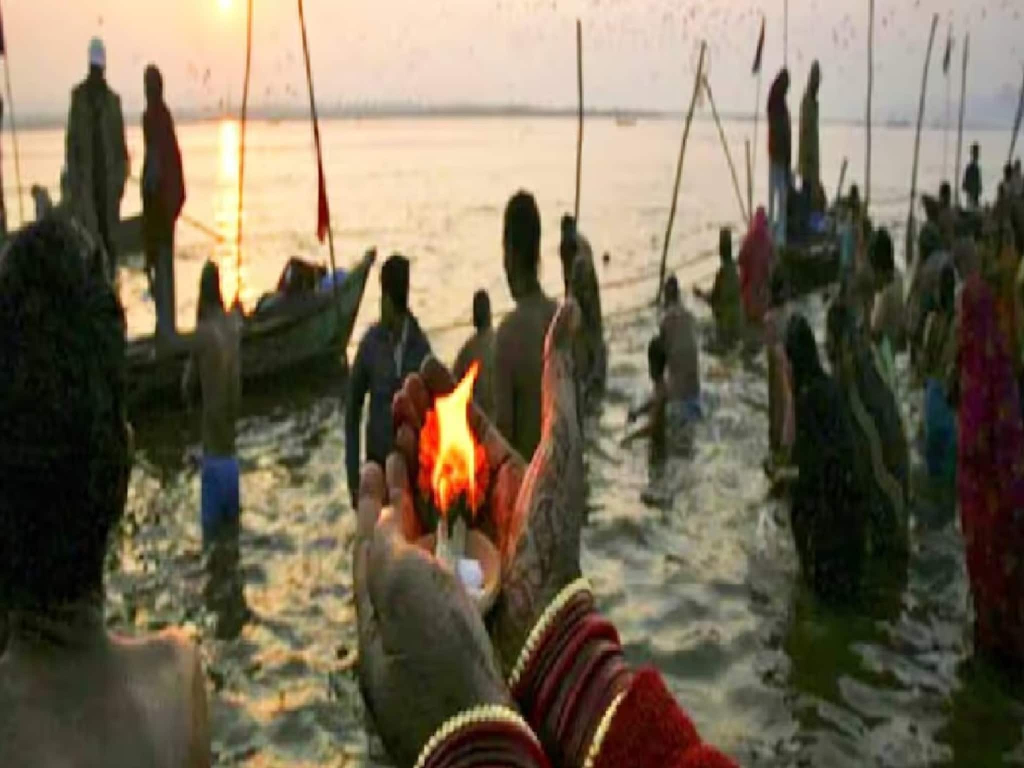 আজ মৌনী অমাবস্যার অতি বিরল, অত্যন্ত শুভ যোগে! স্নান ও দানের শুভ সময়, পুজোর রীতি জানুন