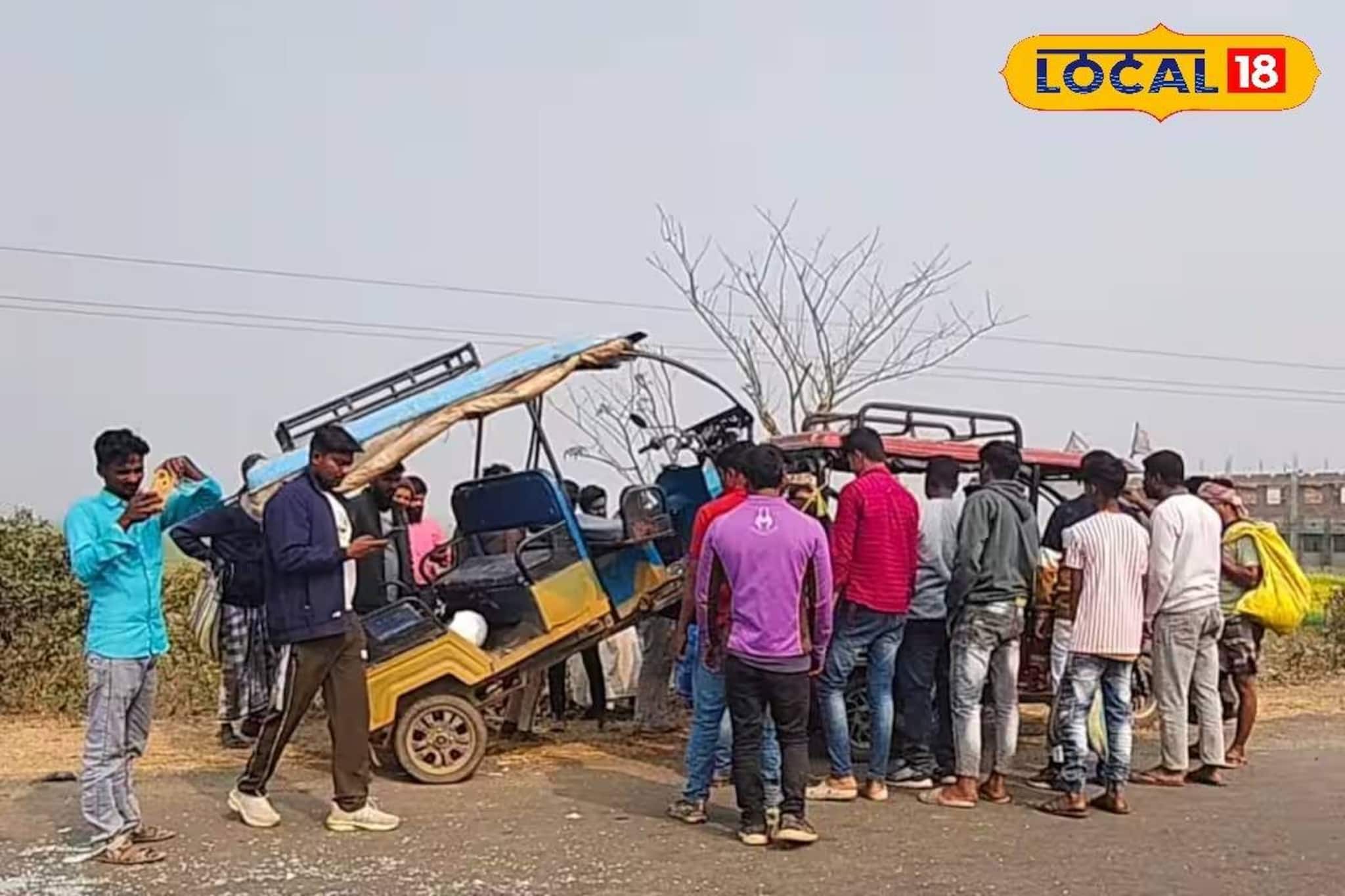 মুর্শিদাবাদে টোটো-বাইকের মুখোমুখি সংঘর্ষ! আহত একাধিক ছাত্রছাত্রী