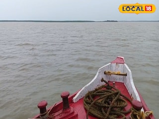 নামখানায় ট্রলার থেকে মৎস্যজীবী নিখোঁজ নামখানায় ট্রলার থেকে মৎস্যজীবী নিখোঁজ