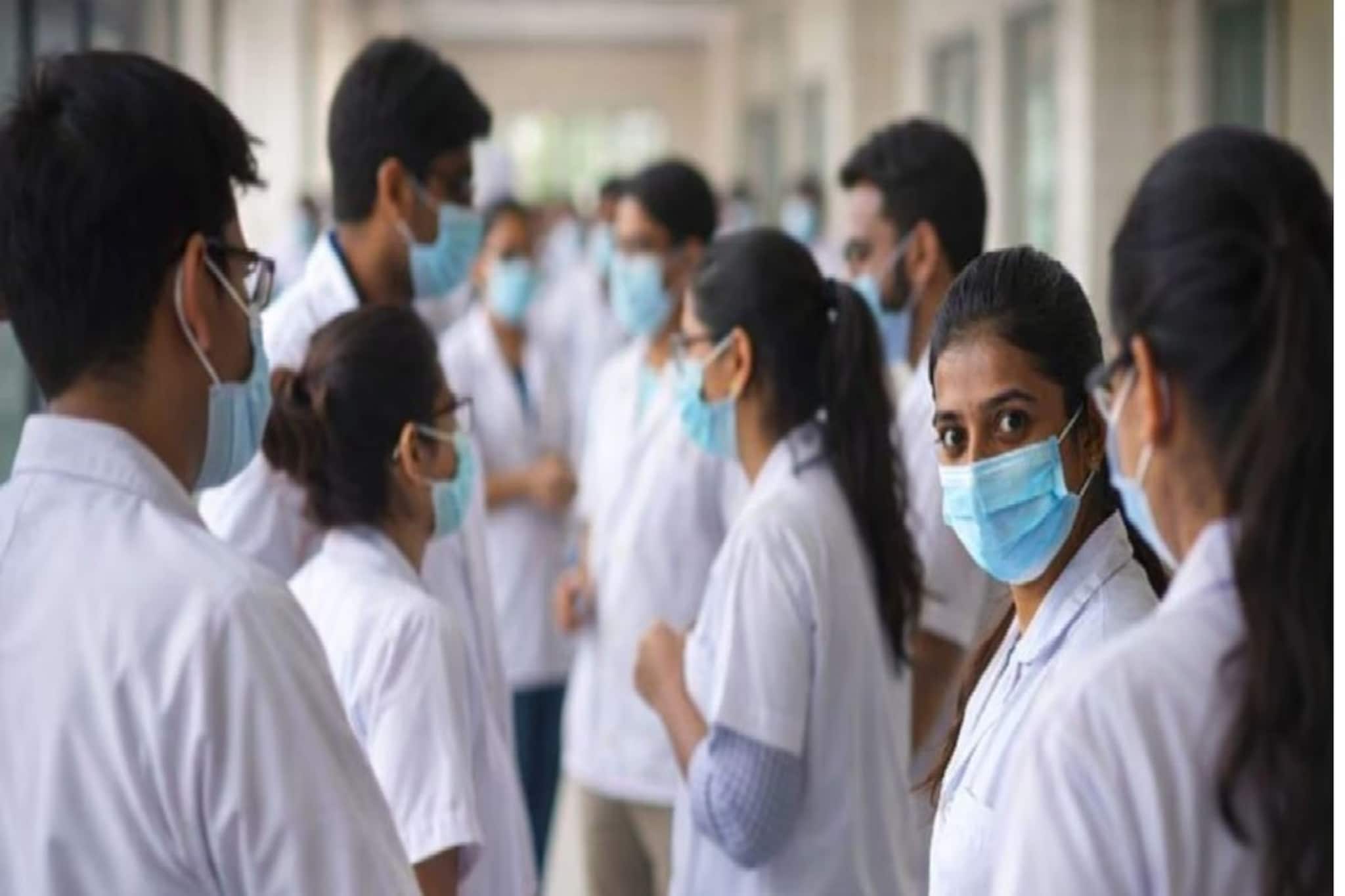 ২০২৬-এর NEET পিজি কবে? বিশেষ শর্তের সঙ্গে সম্ভাব্য দিন জানাল এনবিইএমএস