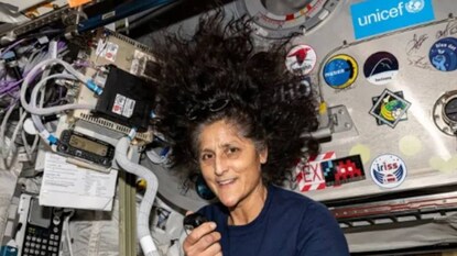 মহাকাশচারীর ২৭ বছরের কেরিয়ারে যবনিকা পড়ল মহাকাশচারীর ২৭ বছরের কেরিয়ারে যবনিকা পড়ল