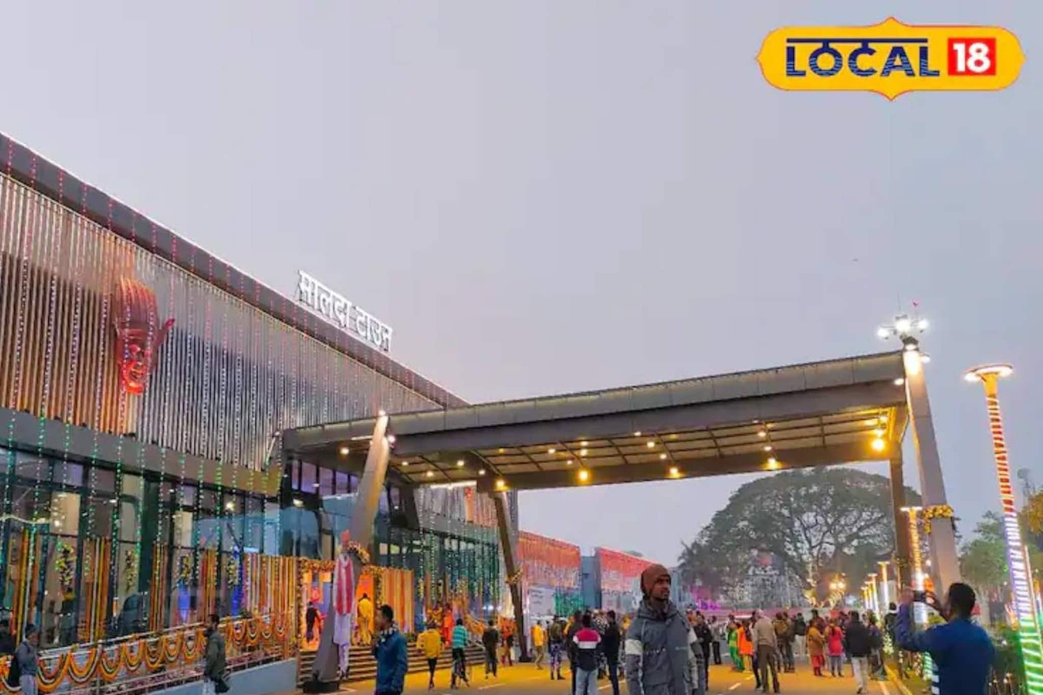 মনোরম বাগানে অত্যাধুনিক সাজ! রূপে বিমানবন্দরকে হার মানাচ্ছে সুসজ্জিত মালদহ টাউন স্টেশন