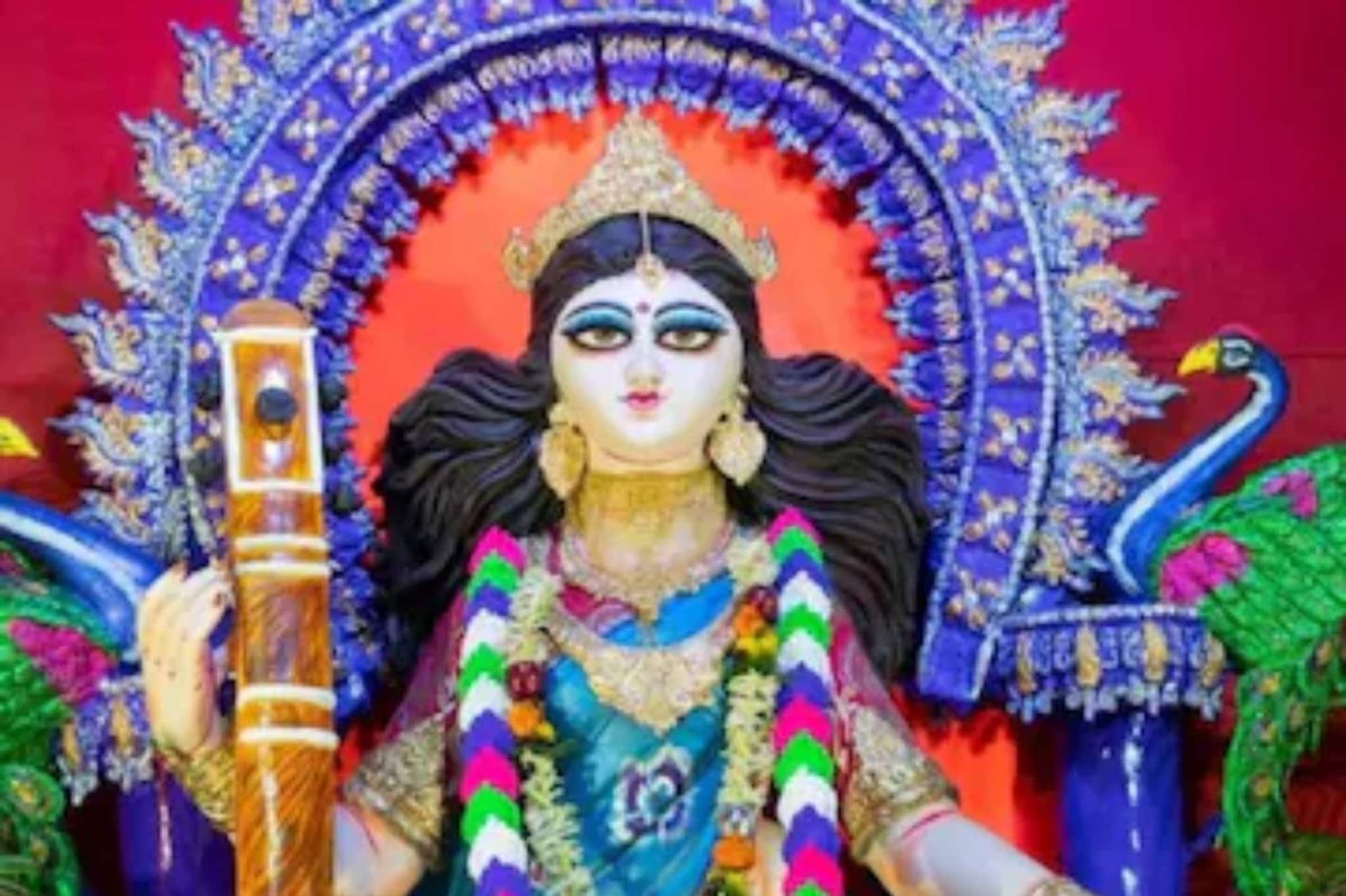 সরস্বতী পুজো কবে? লম্বা ছুটির হাতছানি! দিনক্ষণ জানলে হাসিতে ভরবে মুখ! আনন্দ আর ধরবে না