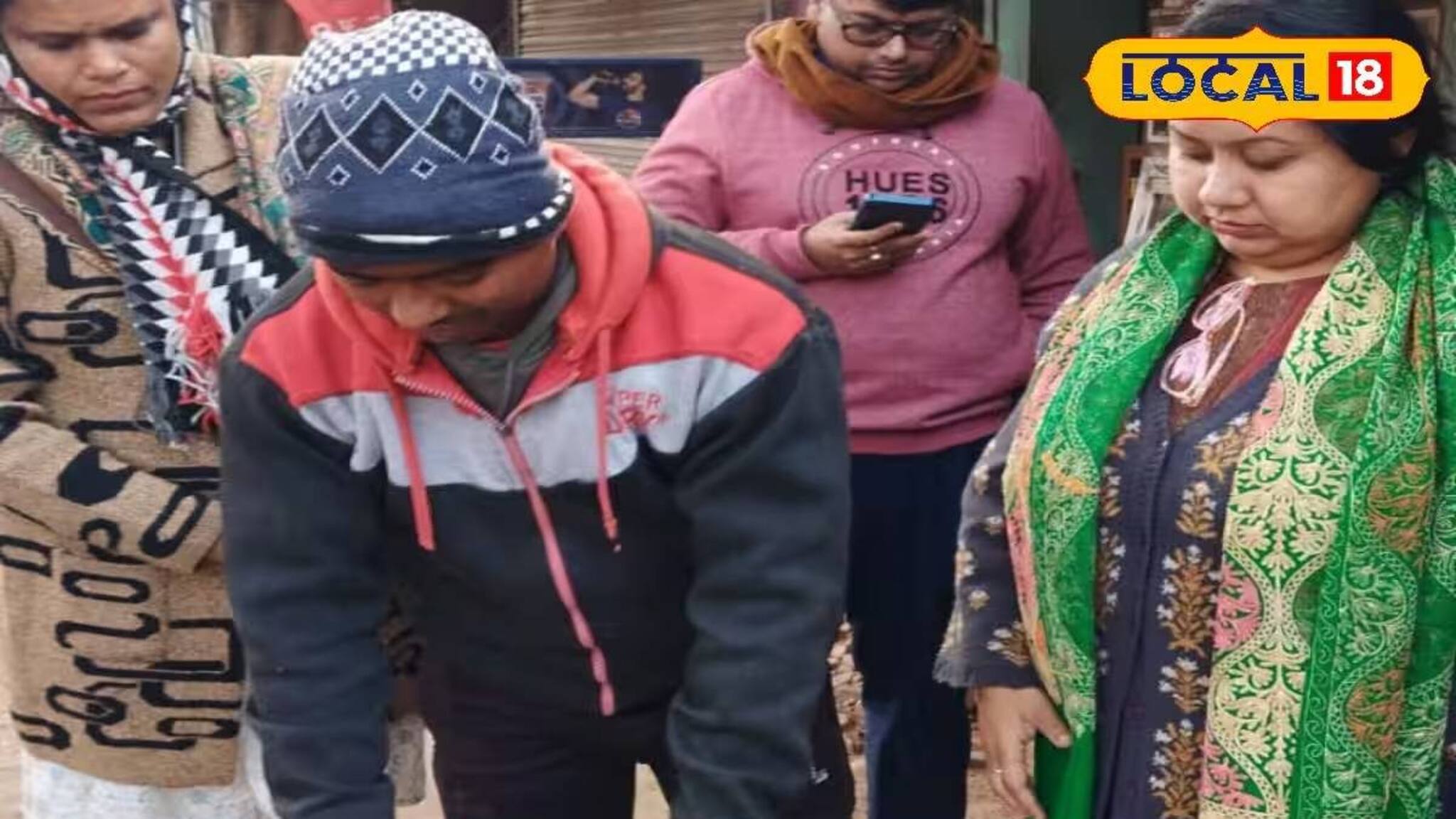 দোকানে দোকানে মেয়াদ উত্তীর্ণ পানীয় বিক্রি! স্বরূপনগরে খাদ্য সুরক্ষা দফতরের হানা