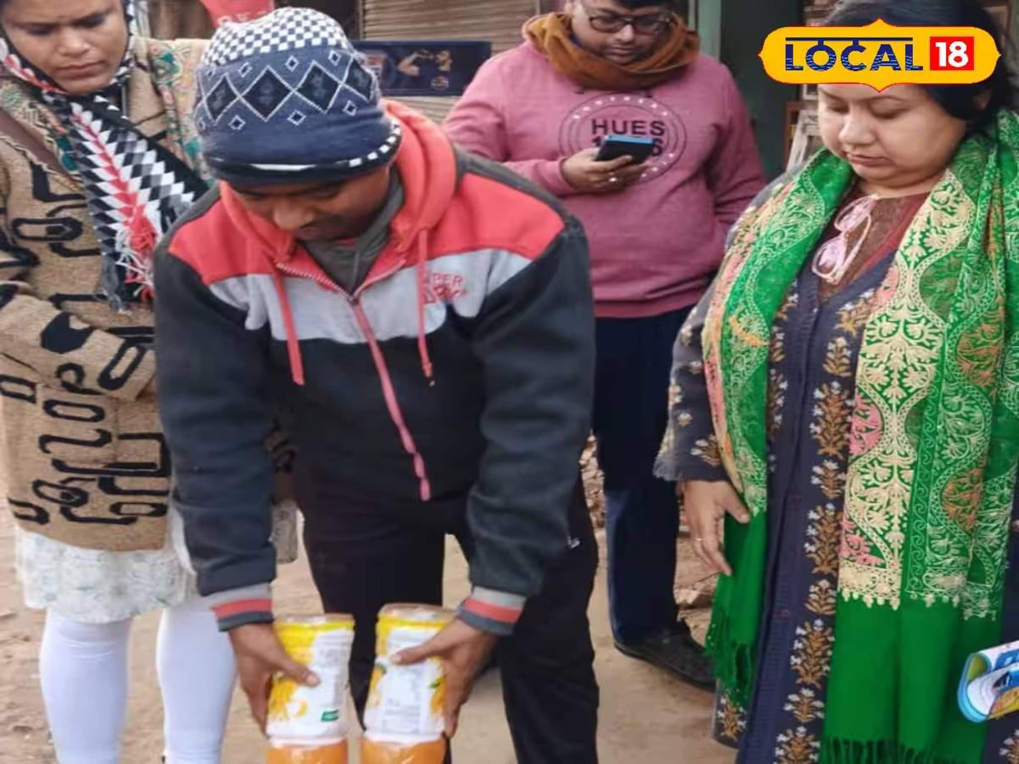 দোকানে দোকানে মেয়াদ উত্তীর্ণ পানীয় বিক্রি! স্বরূপনগরে খাদ্য সুরক্ষা দফতরের হানা দোকানে দোকানে মেয়াদ উত্তীর্ণ পানীয় বিক্রি! স্বরূপনগরে খাদ্য সুরক্ষা দফতরের হানা