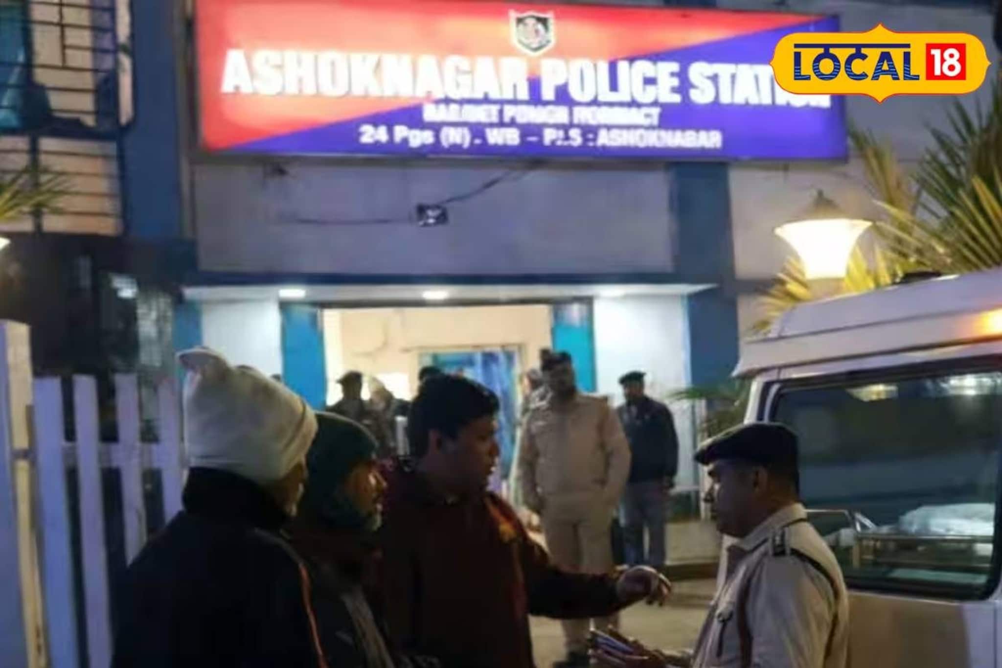 শববাহী গাড়িও ছাড়ল না মদ্যপ বাইকবাহিনী! অশোকনগরের রাস্তায় চাঞ্চল্যকর ঘটনা