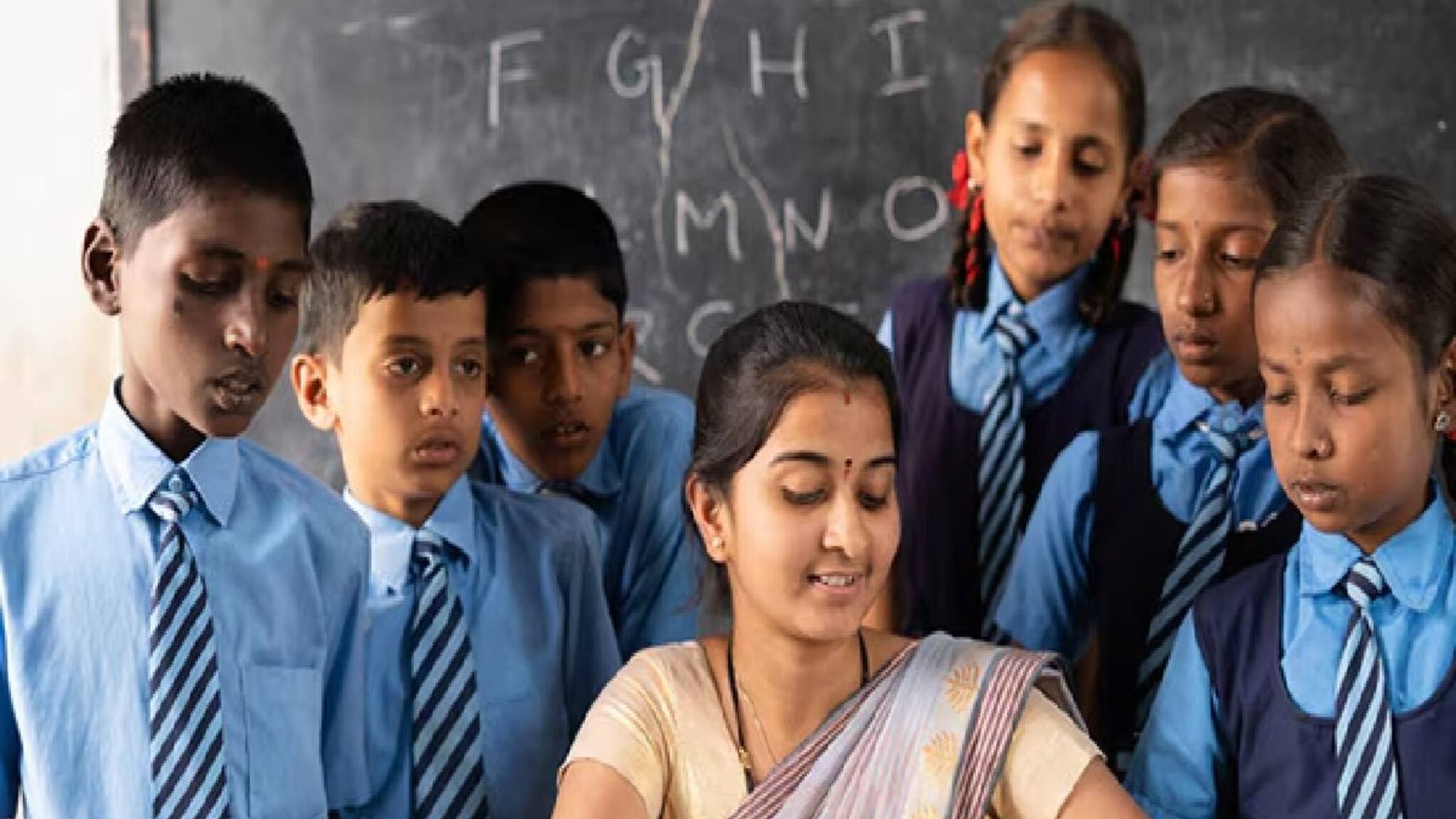 Primary Teacher Job Interview: তৃতীয় দফার ইন্টারভিউ কোন জেলায় কখন, জানিয়ে দিল প্রাথমিক শিক্ষা পর্ষদ