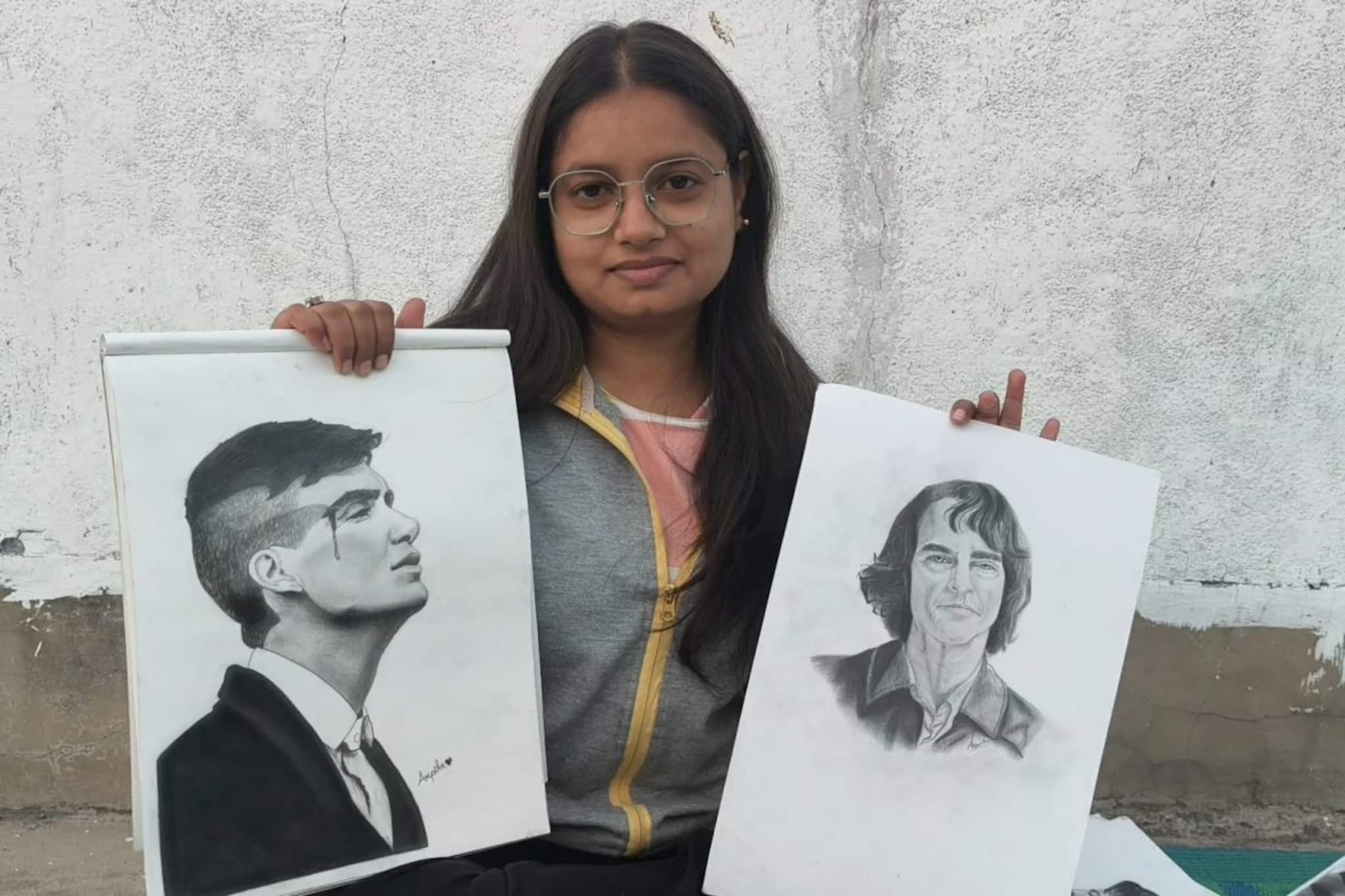 পুরুলিয়ার এমএ পাশ তরুণীর চিত্রকলায় অনন্য প্রতিভা! দেখলে হা হয়ে যেতে বাধ্য