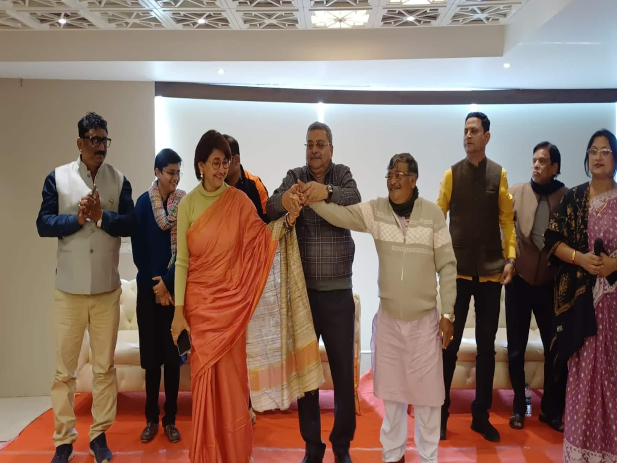 হাতে হাত ধরিয়ে রচনা-অসিতের ঝগড়া মেটালেন কল্যাণ, ধমক খেয়েই সুর বদল চুঁচুড়ার বিধায়কের!