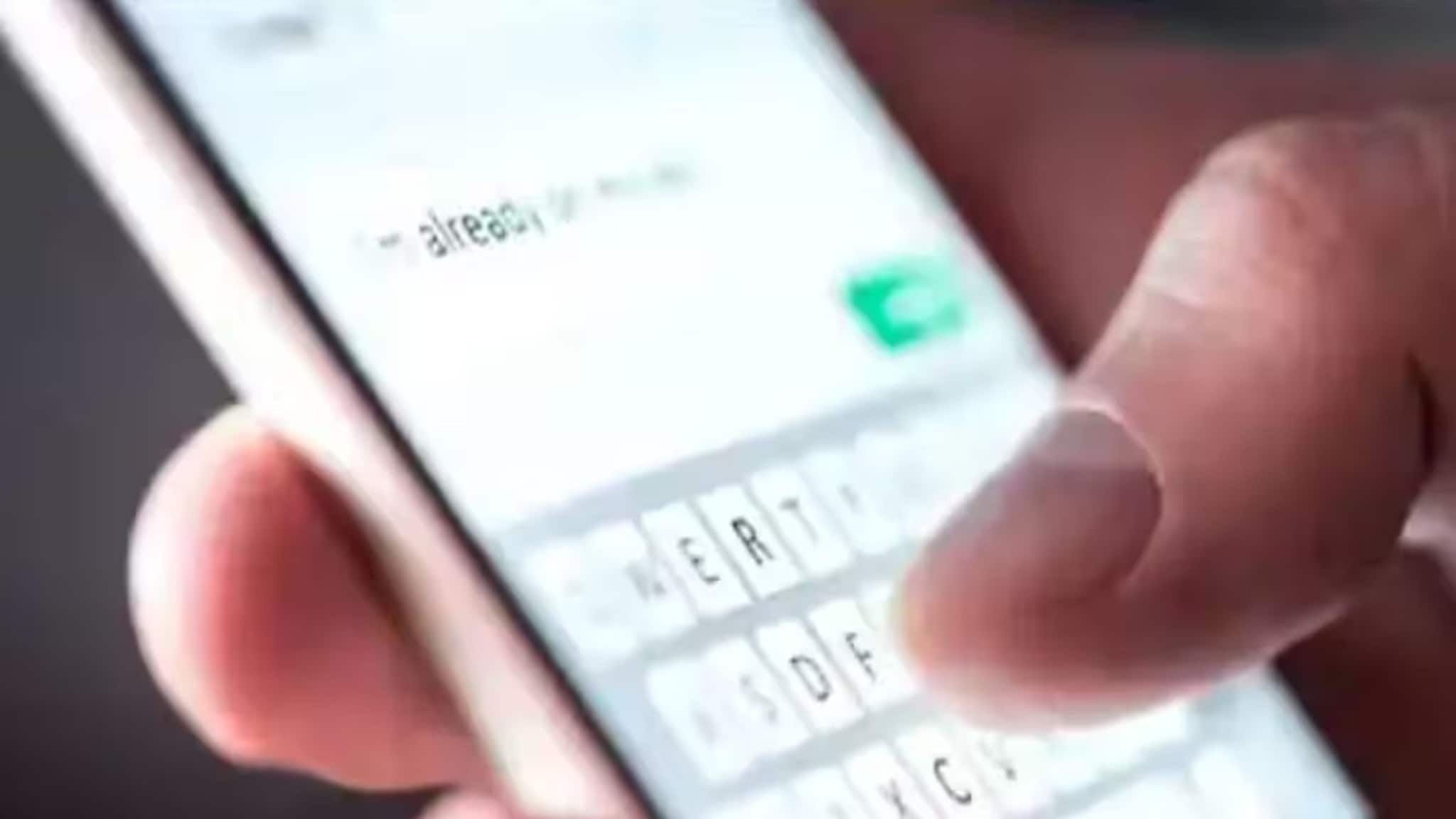 SMS-এর শেষে কেন লেখা থাকছে P, G, T অথবা S? জেনে নিন, নইলে আপনার ব্যাঙ্ক অ্যাকাউন্ট খালি করতে পারে প্রতারকরা