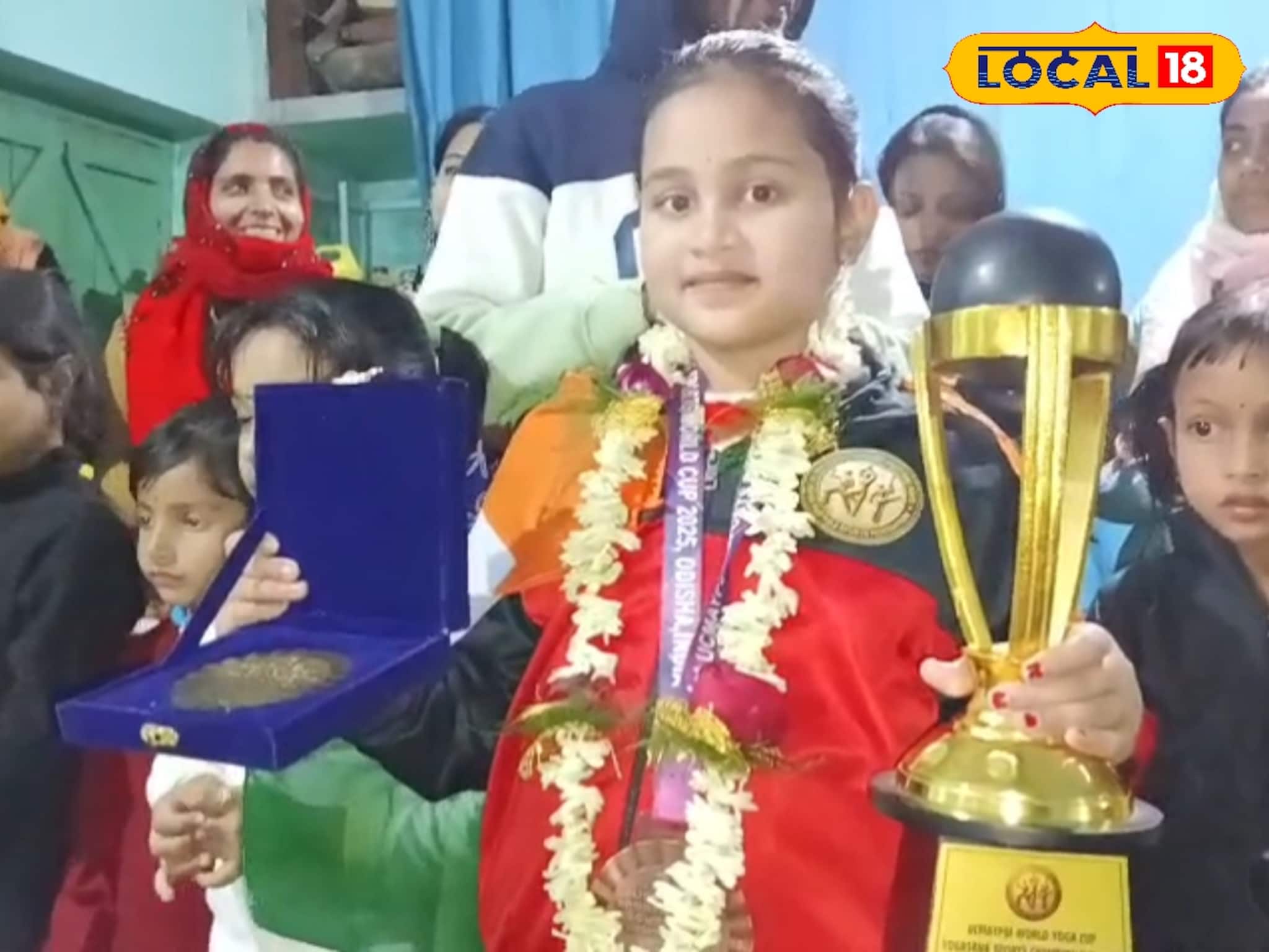 নৃত্যে স্বর্ণপদক, যোগায় ব্রোঞ্জ! বিশ্বমঞ্চে বাংলার জয়পতাকা ওড়াল কান্দির খুদে সম্পূর্ণা