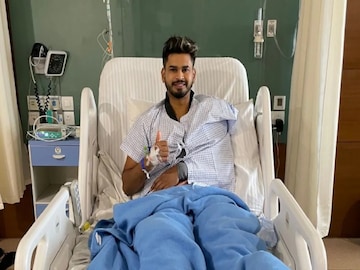 হাসপাতালে যাওয়ার পরে বুঝতে পেরেছি চোটটা কতটা গুরুতর, ব্যাথায় কাতর প্রতিটা রাত ছিল ভয়ানক হাসপাতালে যাওয়ার পরে বুঝতে পেরেছি চোটটা কতটা গুরুতর, ব্যাথায় কাতর প্রতিটা রাত ছিল ভয়ানক