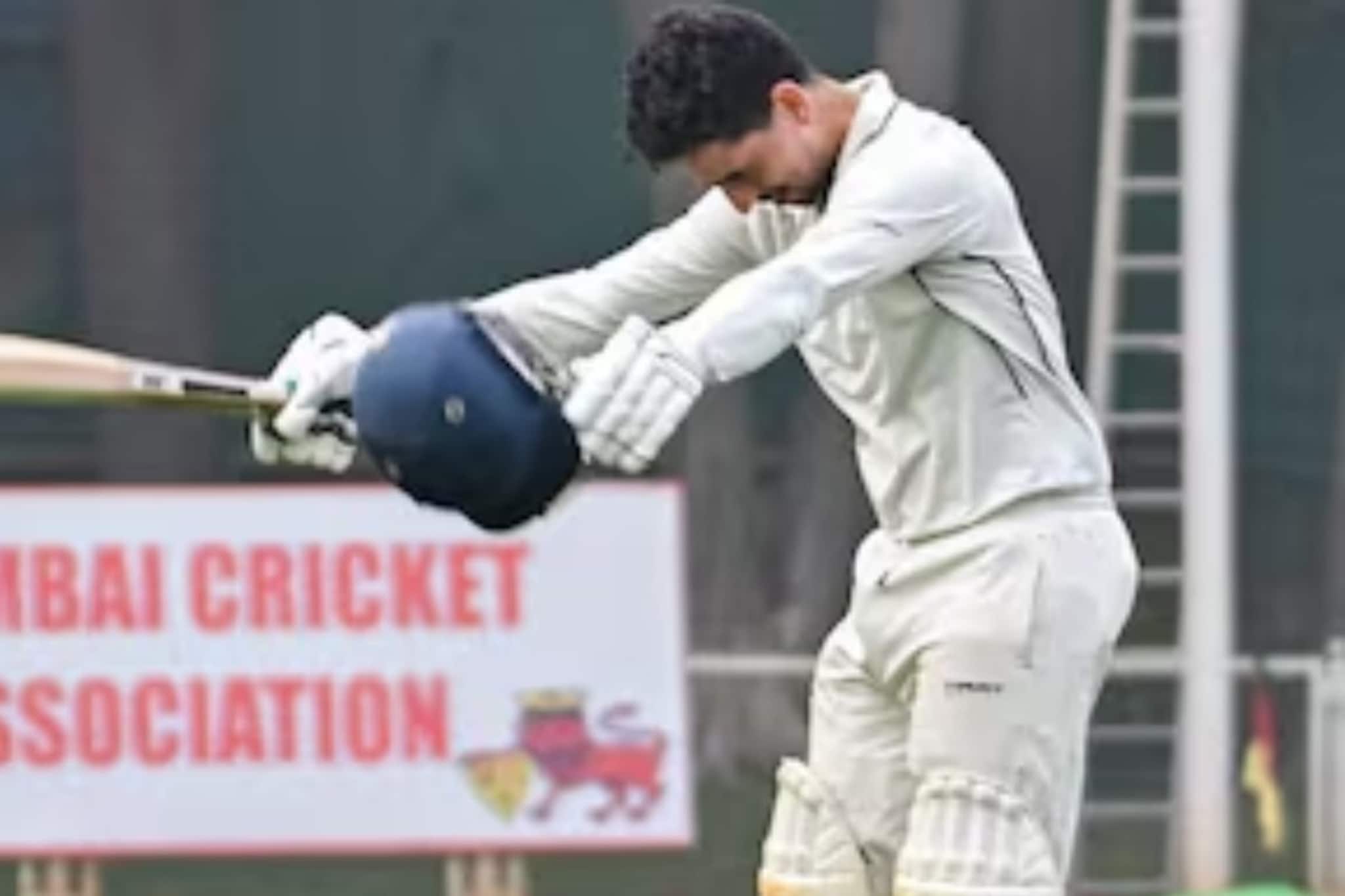 ইতিহাসের পাতায় মুম্বইয়ের ব্যাটার সিদ্ধেশ লাড, সচিন তেন্ডুলকরের সঙ্গে বসলেন একই আসনে