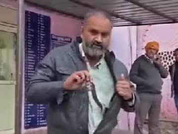 সাপের কামড় ঘিরে তুলকালাম সাপের কামড় ঘিরে তুলকালাম