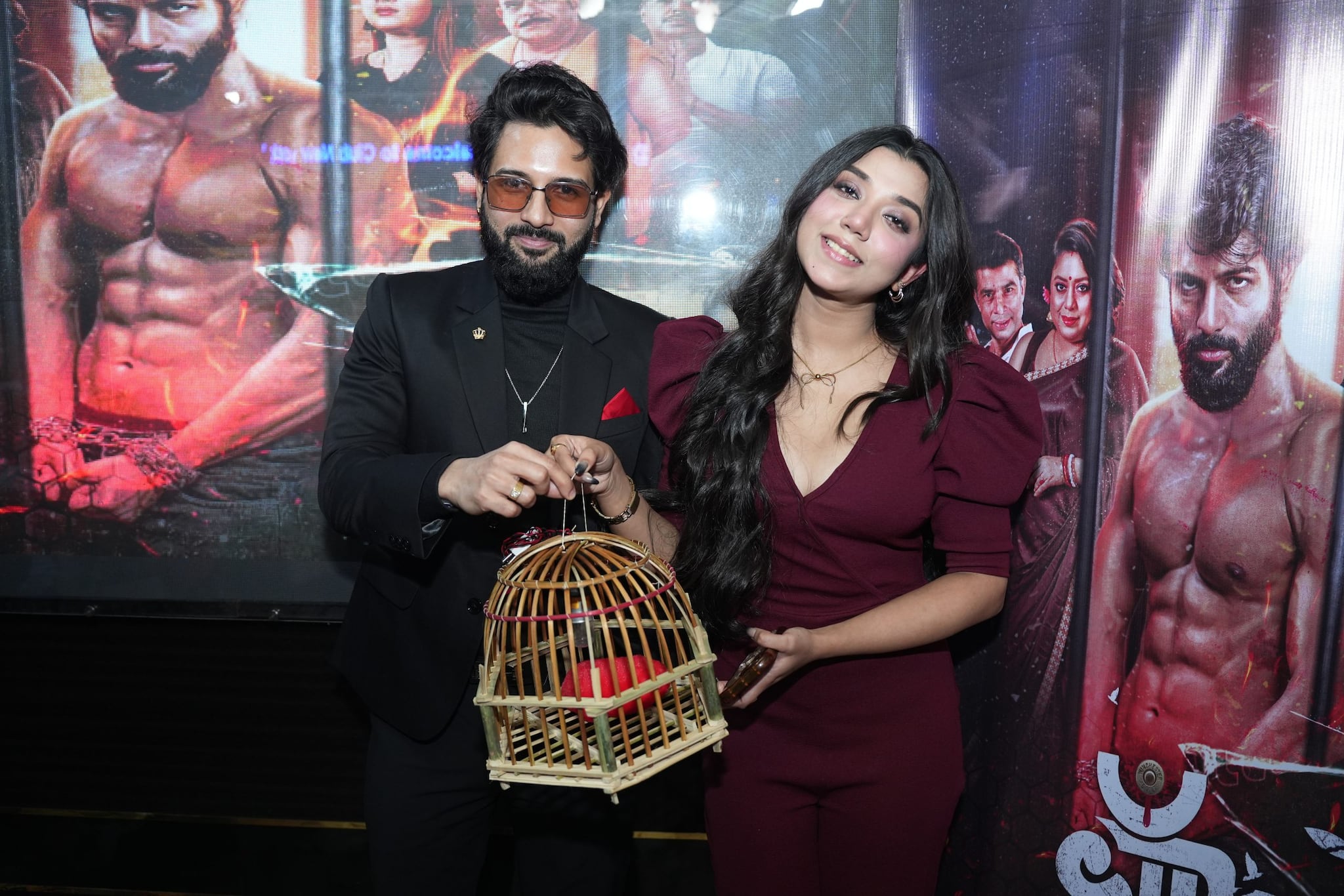 মৃণ্ময় দাস ও শ্রীতমা বৈদ্য