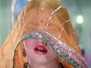 ৪১ বছরের পুরনো গান এখনও ব্লকবাস্টার