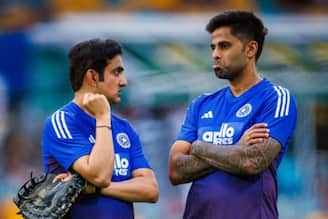 ৩টি বড় সমস্যা! টি-২০ বিশ্বকাপের আগে চিন্তায় টিম ইন্ডিয়া! কোন পথে সমাধান?