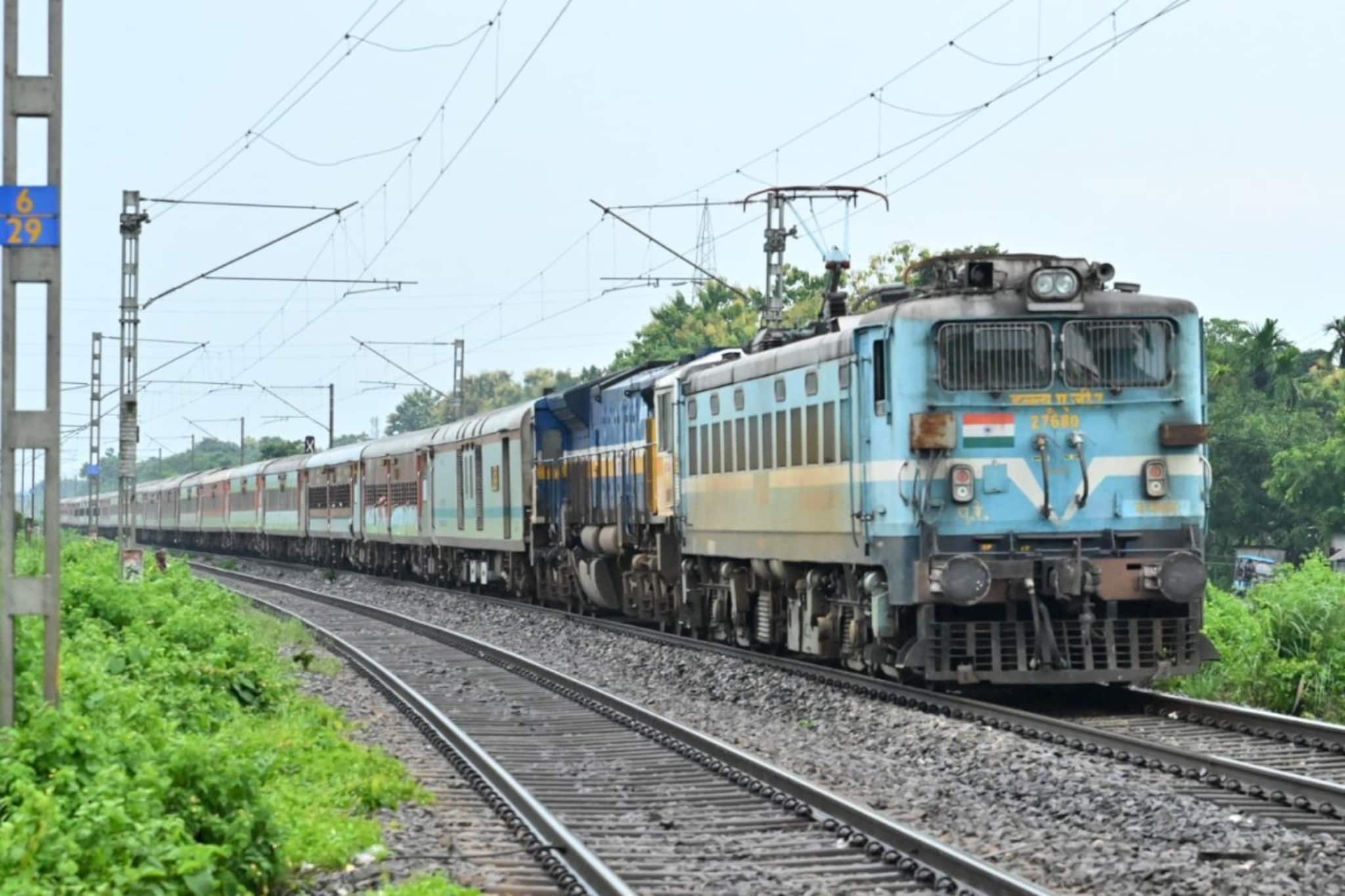 নতুন বছরে পান রেলের বিশেষ সুবিধা, যাত্রীদের কথা মাথায় রেখে বহু ট্রেনের টাইমিং বদল, জানুন