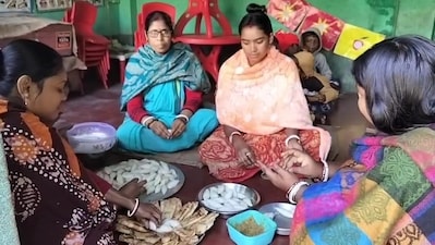 पूर्वी बर्दवान के आंगनवाड़ी केंद्रों में अंडे-चावल की जगह मनाया गया पीठे पुली उत्सव.