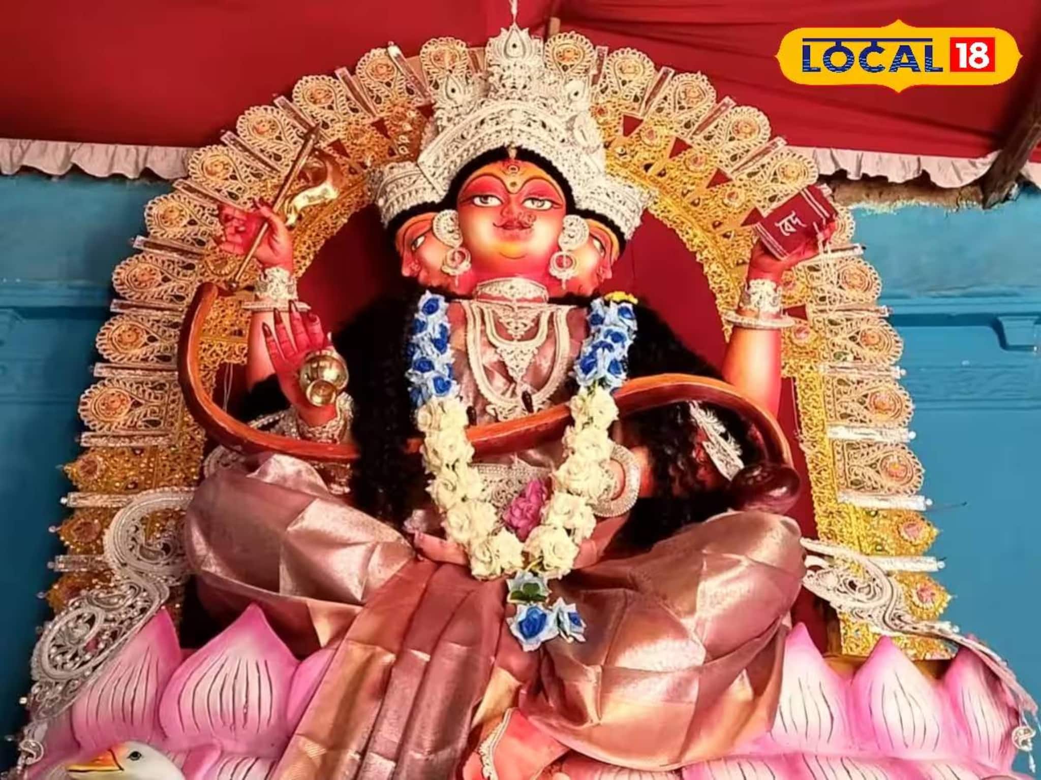 ১১৪ বছর পুরনো বর্ধমানের সরস্বতী পুজো! বিসর্জনের পর আজও দেওয়া হয় চানাচুর-চকোলেট