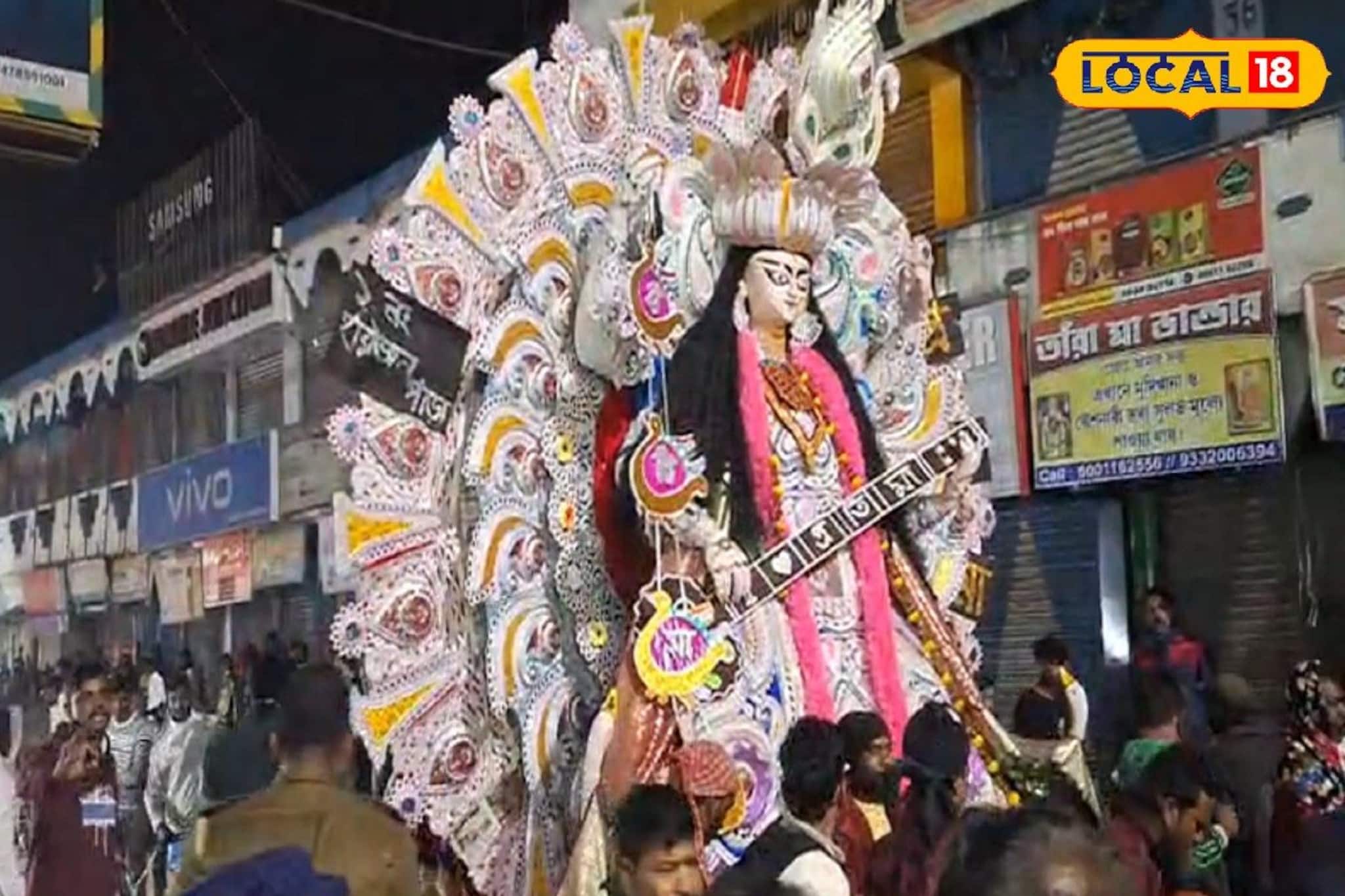 সরস্বতী পুজোর বিসর্জনের শোভাযাত্রা হয়ে উঠল রণক্ষেত্র! চলল ইটবৃষ্টি-লাঠিচার্জ