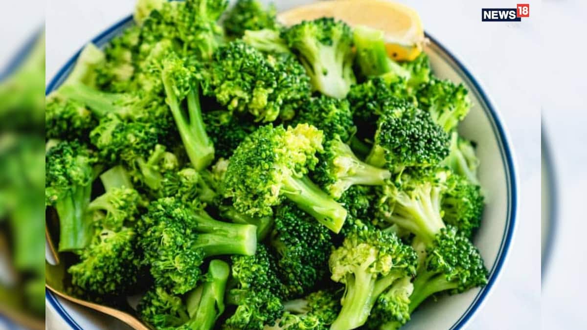 Broccoli Health Benefits: ফুলই কি সব? ব্রোকলির ডাঁটাতেও লুকিয়ে ক্যানসার প্রতিরোধী ও হজমশক্তি বাড়ানো উপাদান Broccoli Health Benefits: ফুলই কি সব? ব্রোকলির ডাঁটাতেও লুকিয়ে ক্যানসার প্রতিরোধী ও হজমশক্তি বাড়ানো উপাদান
