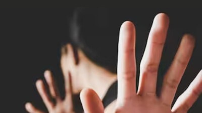 ৫ জন ফলো করে...হরিয়ানার ধাবায় গণ*ধ*র্ষ*ণের অভিযোগ! সিসিটিভিতে ধরা পড়ল নৃশংস কাণ্ড