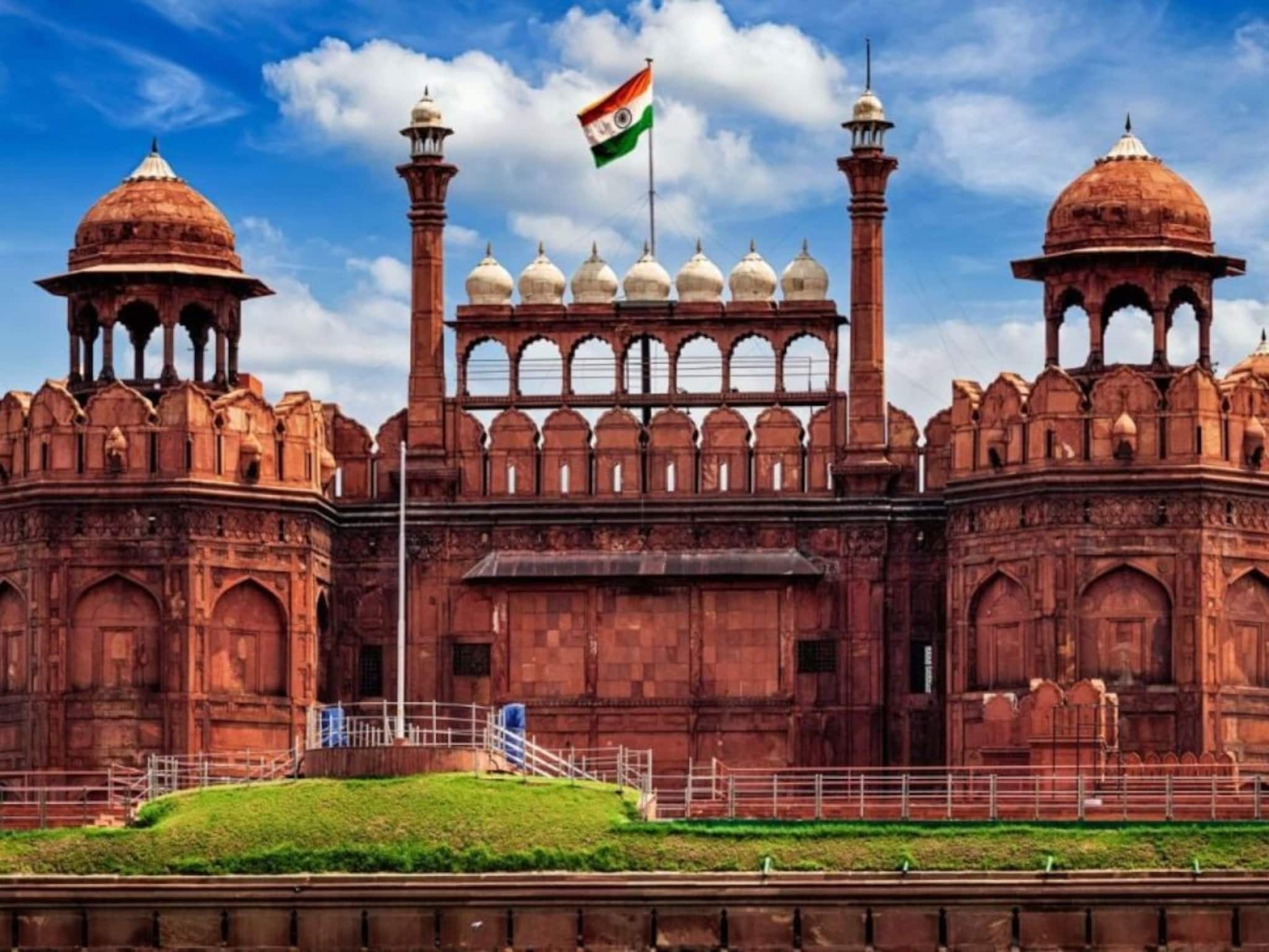 প্রজাতন্ত্র দিবসের মুখে দিল্লিতে সতর্কতা! খালিস্তানি, বাংলাদেশি জঙ্গি হামলার আশঙ্কা