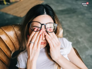 ঘুম থেকে উঠে চোখ ঘষছেন? স্বস্তি মিললেও ক্ষতি হতে পারে, জানাচ্ছেন চক্ষু বিশেষজ্ঞ