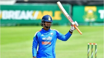 ঝড় বৈভব সূর্যবংশীর