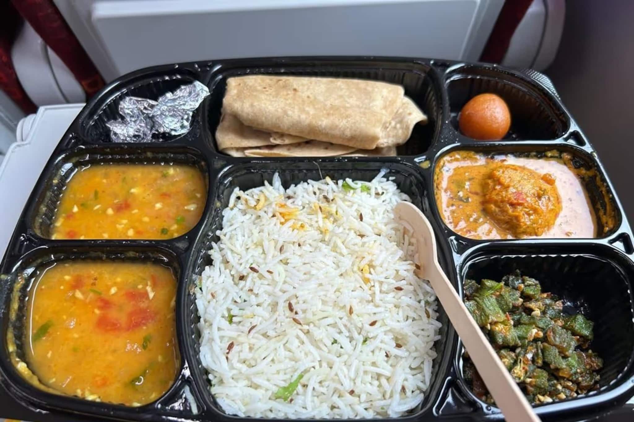 ট্রেন সফরেও এবার লোকাল খাবার, বন্দে ভারত স্লিপারে মিলবে স্পেশাল খানা