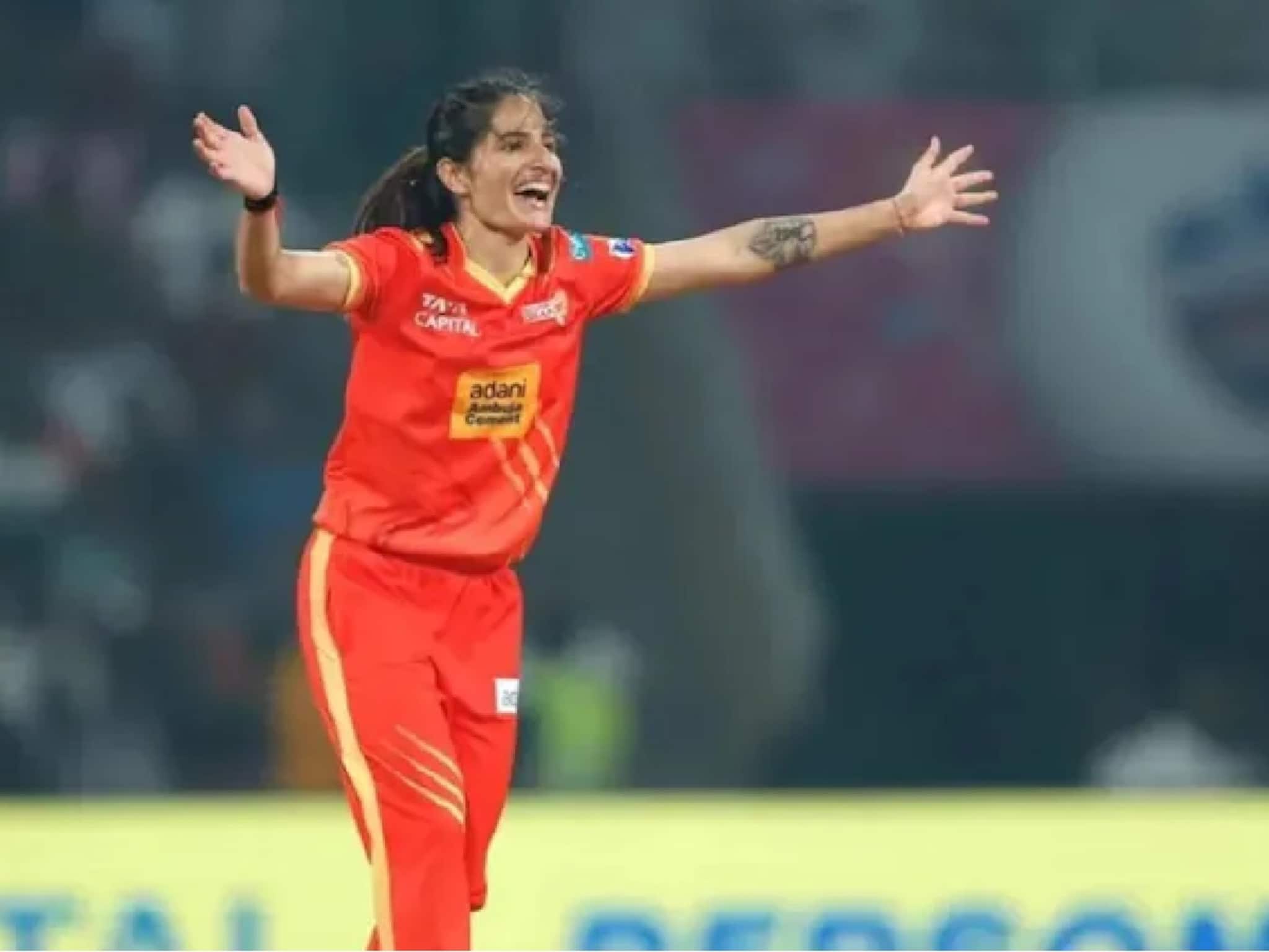 WPL 2026: রেনুকা সিং WPL-এ প্রথম ওভারে সর্বাধিক ২৩ রান খরচের রেকর্ড গড়লেন