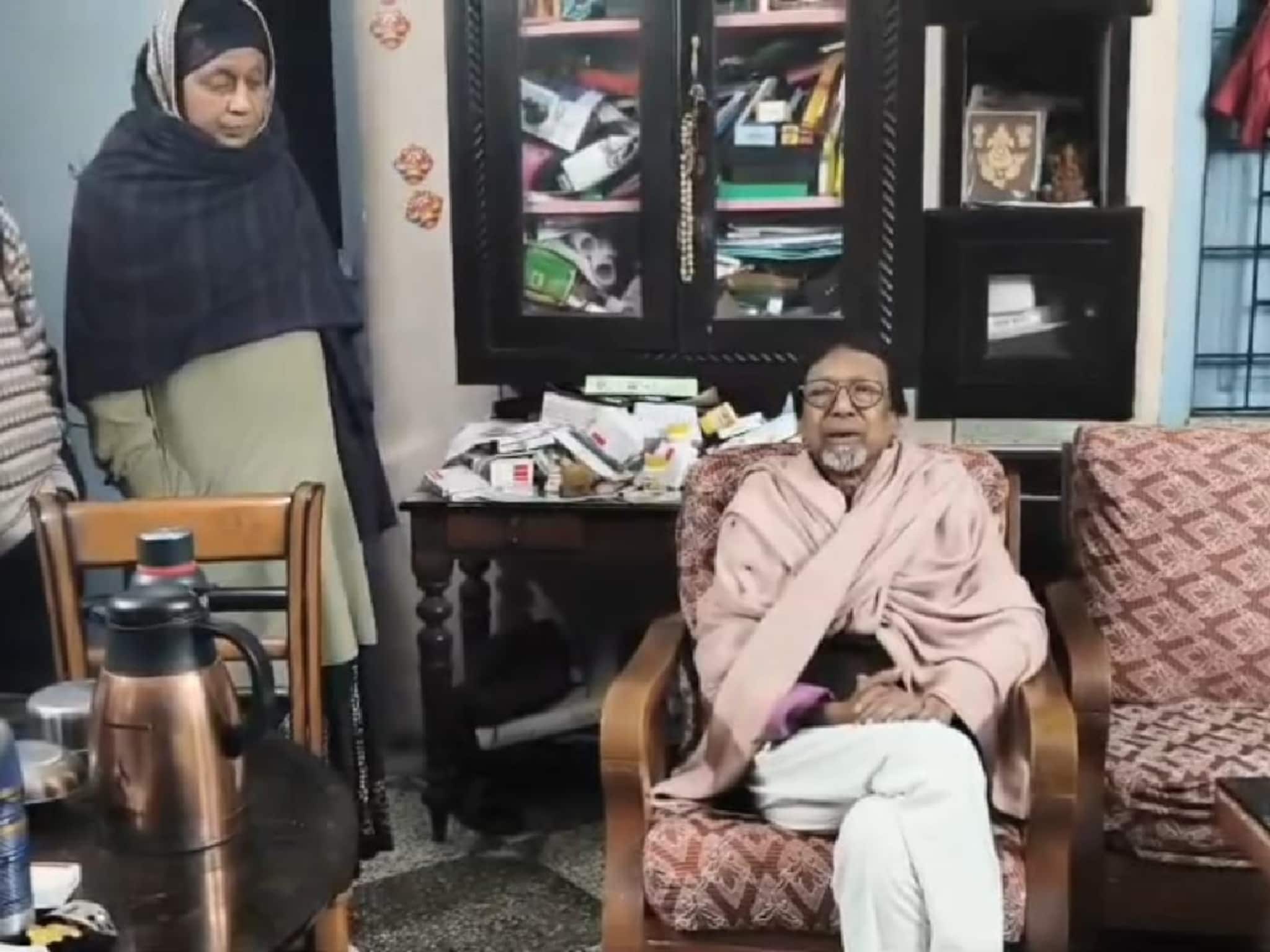 বাড়িতে আগ্নেয়াস্ত্র নিয়ে হামলা চালিয়েছিল দুস্কৃতীরা! গরম জলে লুটের ছক বানচাল করলেন চিকৎসক