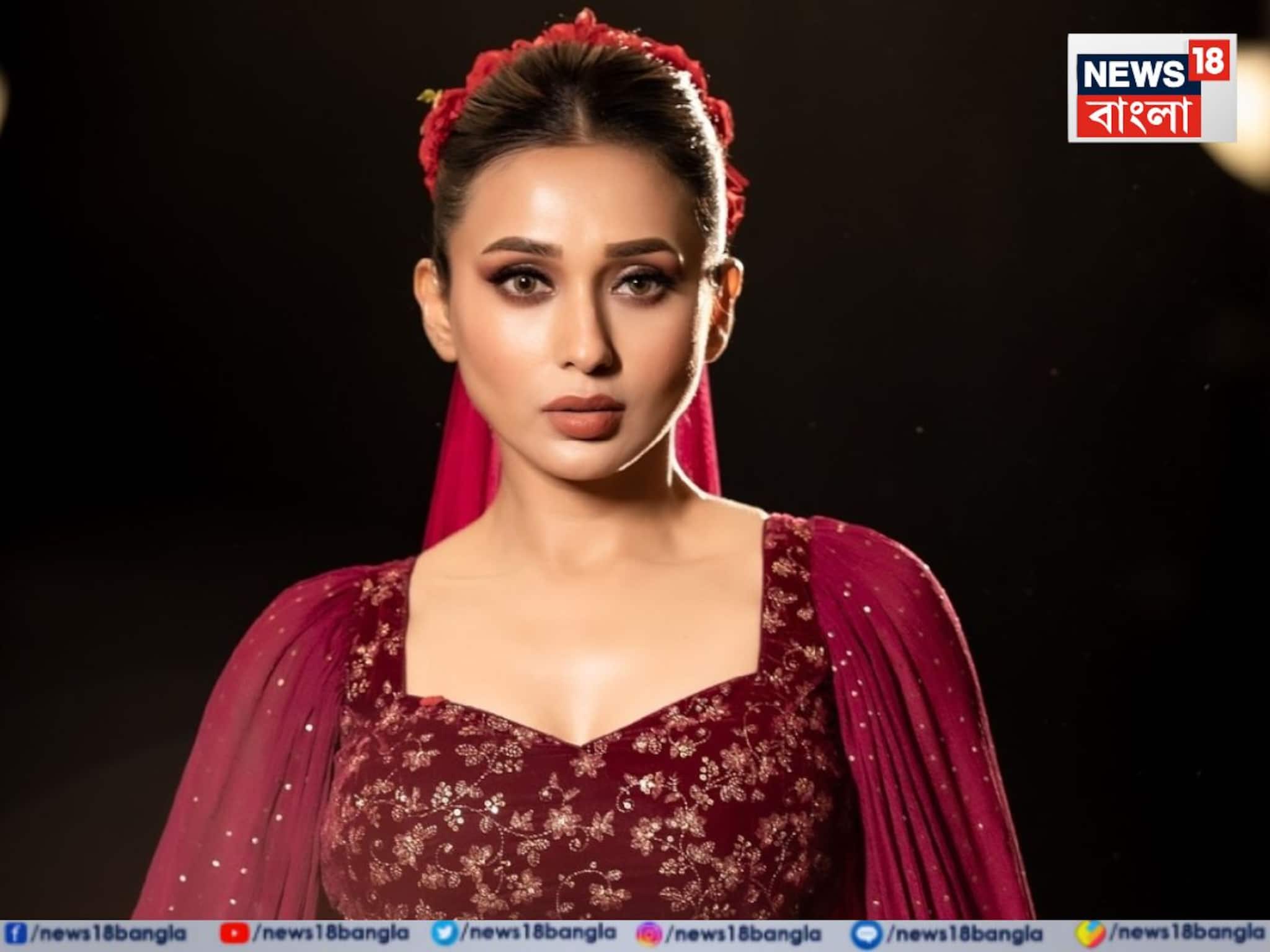 বনগাঁয় মঞ্চে অপমানের অভিযোগে পুলিশে দারস্থ মিমি চক্রবর্তী, পাল্টা ব্যাখ্যা উদ্যোক্তাদের