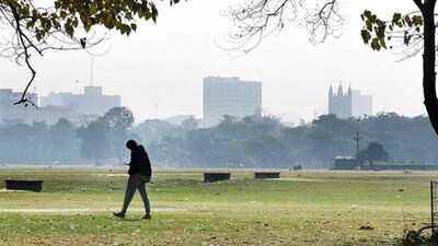 ★ঠান্ডার ভবিষ্যৎ কী বাংলায়? আবহাওয়া আপডেট দিলেন হাবিবুর রহমান বিশ্বাস, আঞ্চলিক অধিকর্তা, আলিপুর আবহাওয়া দফতর।