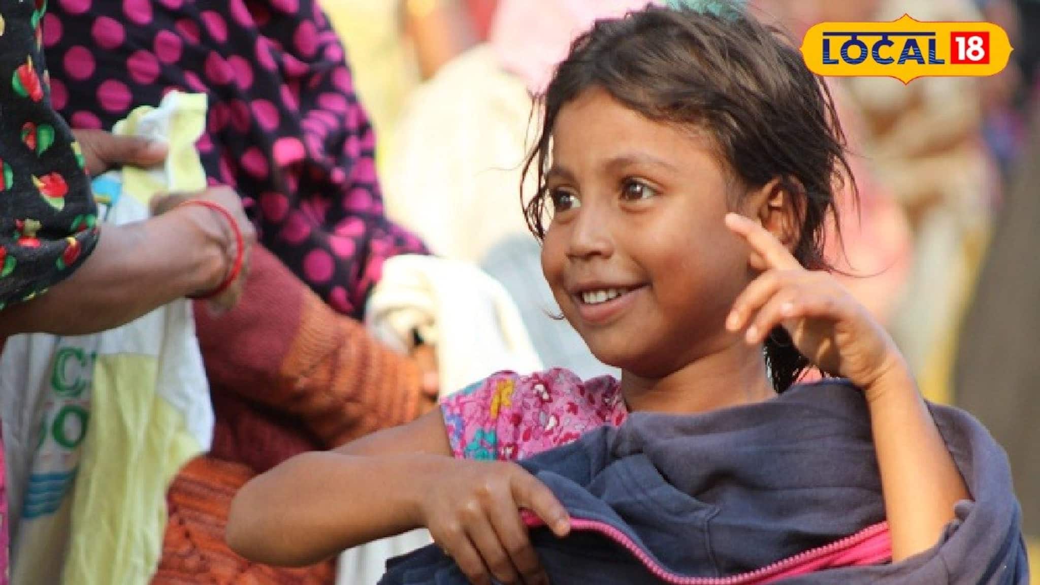 সরস্বতী পুজোর আগে দুঃস্থদের শীতবস্ত্র বিতরণ, জেলা পুলিশের উষ্ণ পরশে অসহায়দের মুখে হাসি