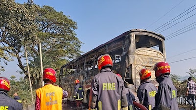 বাংলাদেশে ভয়াবহ দুর্ঘটনা