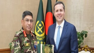 বৈঠকে বাংলাদেশের সেনাপ্রধান বৈঠকে বাংলাদেশের সেনাপ্রধান