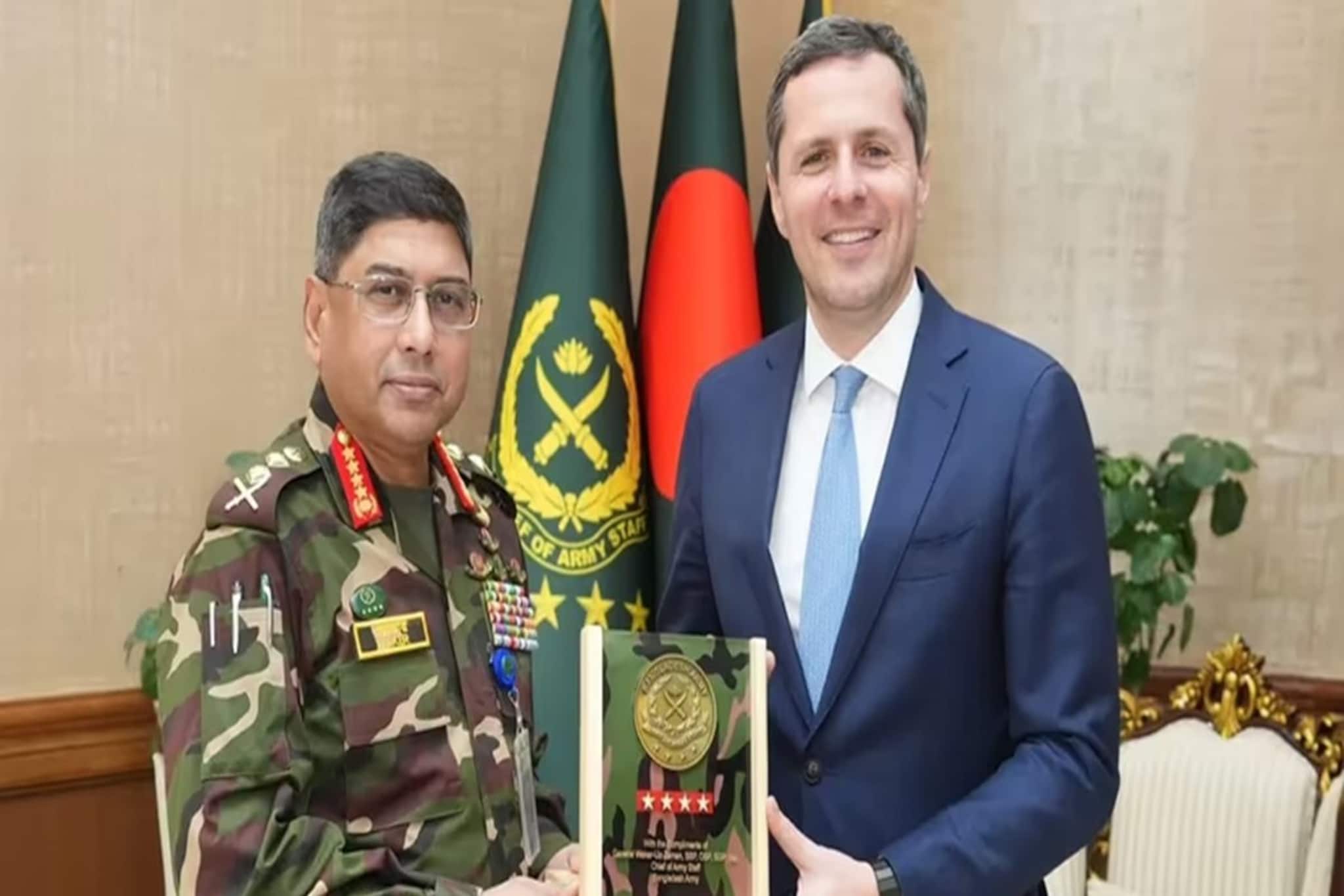 ভারতের বন্ধু দেশের সঙ্গে বৈঠকে বাংলাদেশের সেনাপ্রধান! কী ছক কষছেন ইউনূসরা?