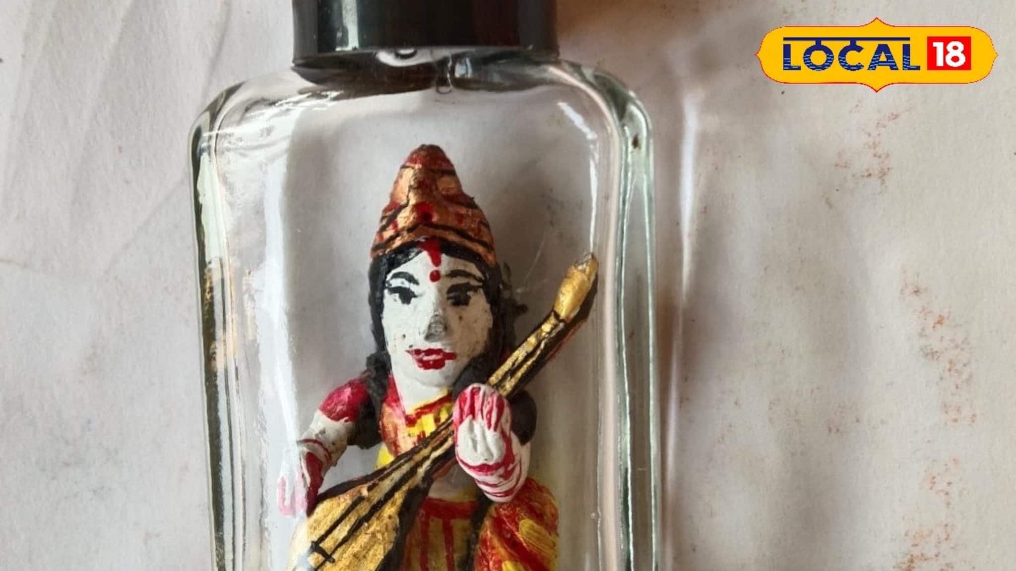 মা ঘরে থাকবে সারাবছর, জলে দিলেও গলবে না! বাঁকুড়ার শিল্পীর ‘অ্যান্টি বিসর্জন’ ভাবনায় চমক