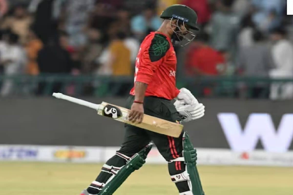 বাংলাদেশি ক্রিকেটারদের এবার পাবেন না ব্যাট ও গ্লাভস, SS থেকে SG-র চুক্তি বাতিল, কী হবে